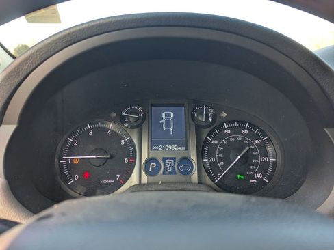 Used 2010 Lexus GX 460 image 21