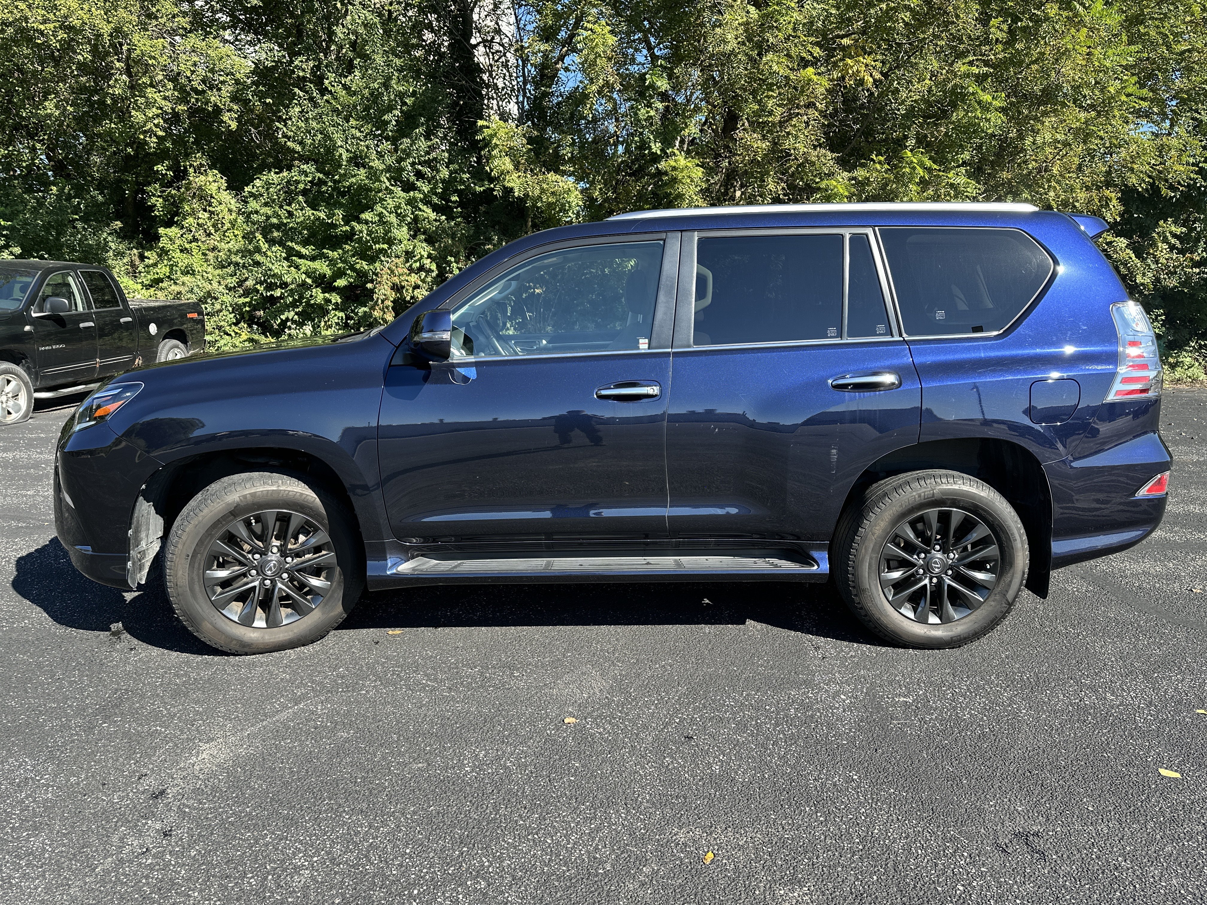 Used 2023 Lexus GX 460 Premium AWD/4WD image 4