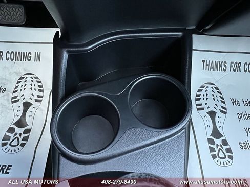 Used 2014 Toyota Prius C Four image 36