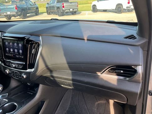 Used 2023 Chevrolet Traverse LT w/ Midnight/Sport Edition AWD/4WD image 21