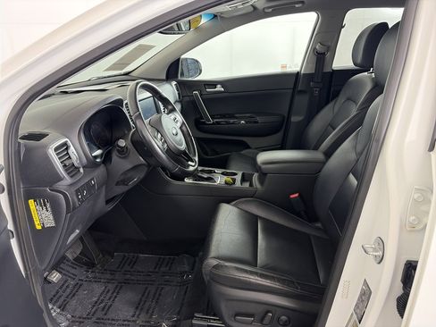 Used 2018 Kia Sportage EX w/ EX Premium Package image 6