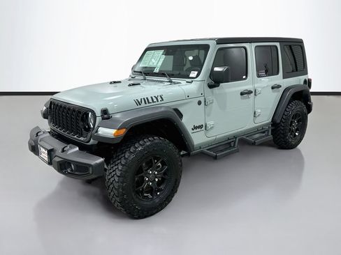 Used 2024 Jeep Wrangler Unlimited Sport AWD/4WD image 3
