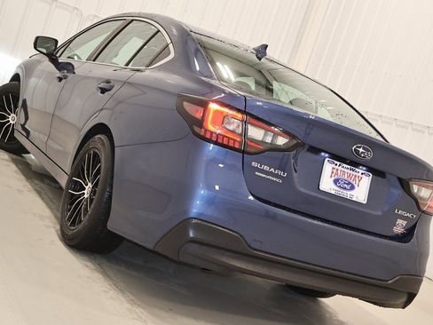 Used 2020 Subaru Legacy image 29