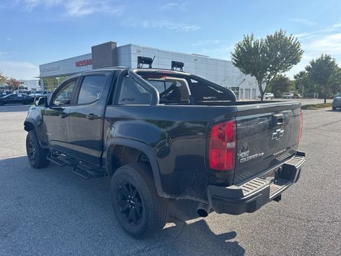 Used 2019 Chevrolet Colorado ZR2 w/ ZR2 Midnight Special Edition AWD/4WD image 6