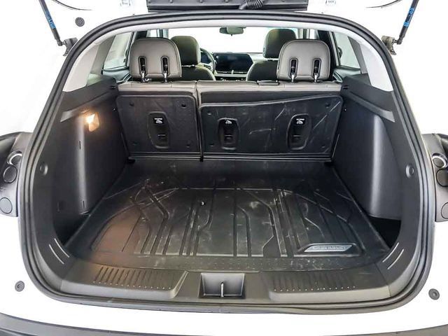 Certified 2024 Chevrolet Trax ACTIV w/ Sunroof Package FWD image 28