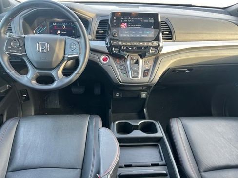 Used 2023 Honda Odyssey Sport image 13