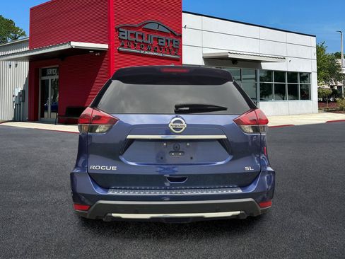 Used 2020 Nissan Rogue SL FWD image 3