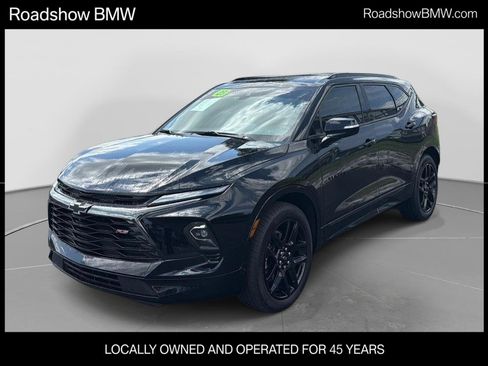 Used 2025 Chevrolet Blazer RS w/ Driver Confidence II Package FWD image 1