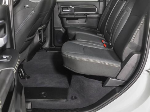 Used 2024 RAM 2500 Big Horn w/ Night Edition image 34