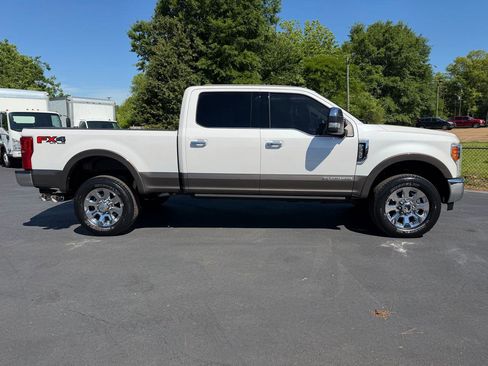 Used 2017 Ford F250 King Ranch w/ King Ranch Ultimate Package AWD/4WD image 5