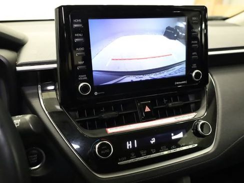 Used 2022 Toyota Corolla Cross LE image 22