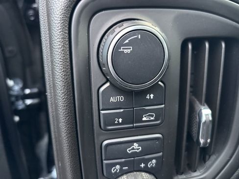 Certified 2023 Chevrolet Silverado 1500 Custom AWD/4WD image 21