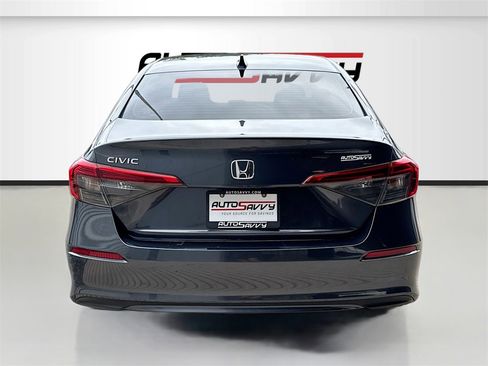Used 2022 Honda Civic EX image 6