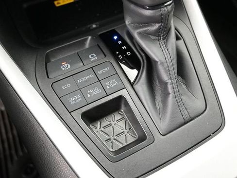 Certified 2024 Toyota RAV4 XLE Premium image 31