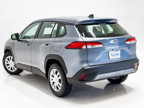 Used 2024 Toyota Corolla Cross L FWD image 27