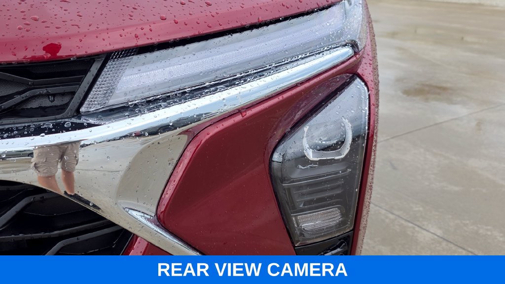 Used 2025 Chevrolet Trax LT w/ LT Convenience Package FWD image 9