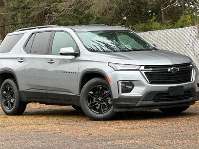 Used 2023 Chevrolet Traverse LT w/ Midnight/Sport Edition