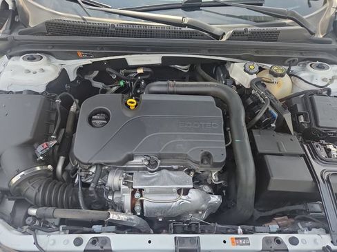 Used 2024 Chevrolet Malibu RS FWD image 30