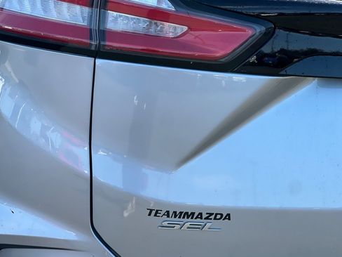 Used 2023 Ford Edge SEL image 24