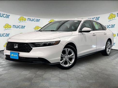 Used 2023 Honda Accord LX image 3