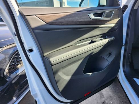 New 2026 Volkswagen Atlas SEL AWD/4WD image 10