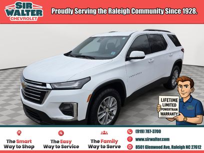 Used 2022 Chevrolet Traverse LT