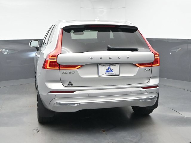 Used 2023 Volvo XC60 B6 Ultimate w/ Climate Package AWD/4WD image 7