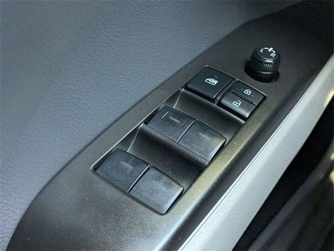 Used 2022 Toyota Camry LE image 22