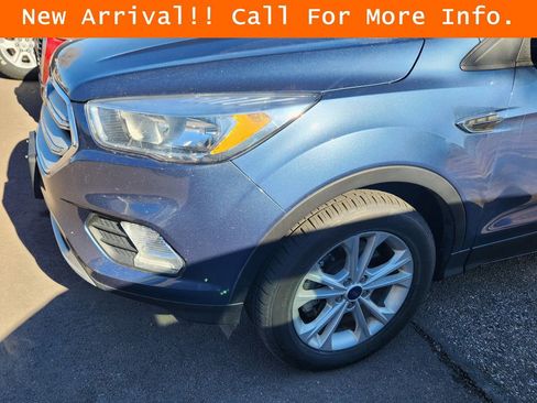 Used 2018 Ford Escape SE image 9