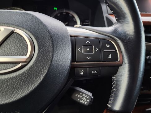 Used 2016 Lexus LX 570 4WD image 23