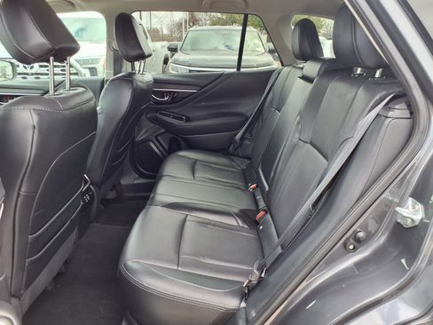 Used 2025 Subaru Outback Limited image 19
