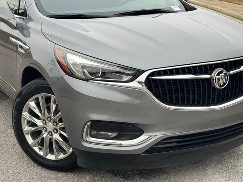 Used 2019 Buick Enclave Premium w/ Experience Buick Package image 7