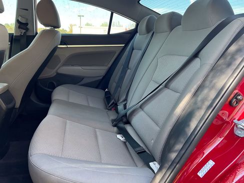 Used 2020 Hyundai Elantra SEL w/ Convenience Package (C2) FWD image 21