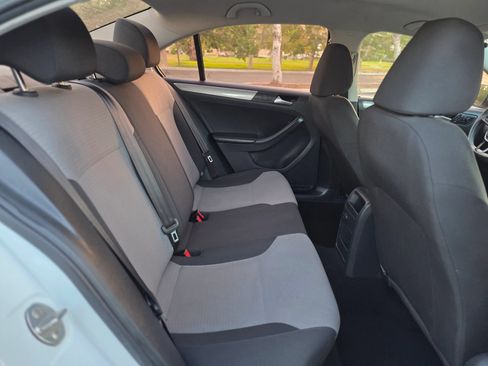 Used 2018 Volkswagen Jetta S FWD image 12