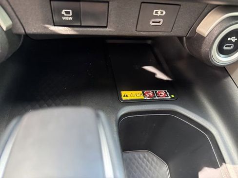 Used 2024 Toyota Grand Highlander AWD image 30