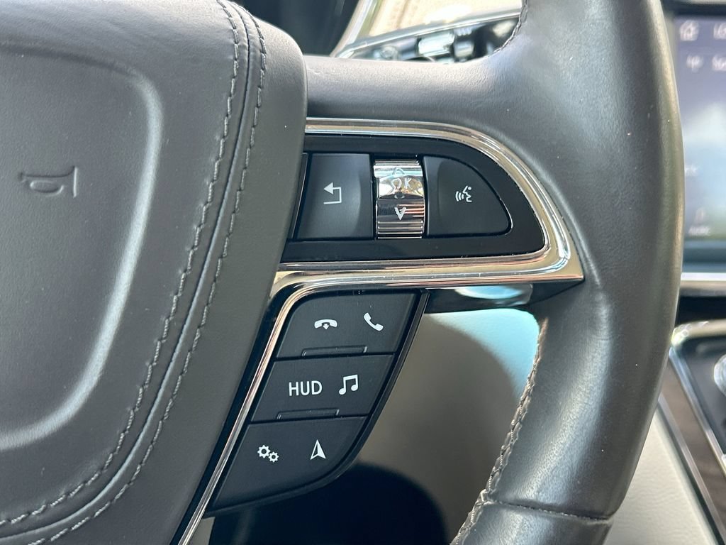 Used 2020 Lincoln Continental Reserve AWD/4WD image 21