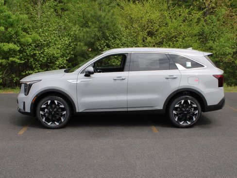 New 2026 Kia Sorento EX AWD/4WD image 5