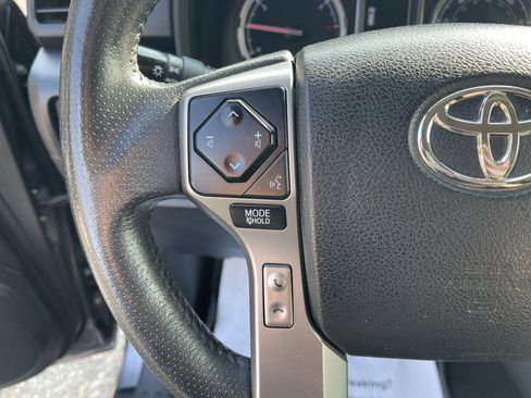 Certified 2022 Toyota 4Runner Limited AWD/4WD image 21