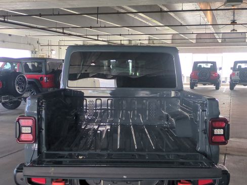 New 2026 Jeep Gladiator Mojave AWD/4WD image 14