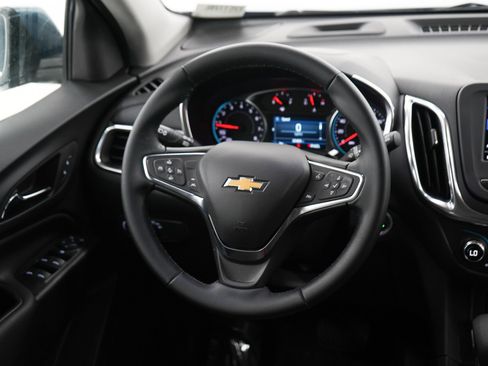 Used 2024 Chevrolet Equinox LT FWD image 14