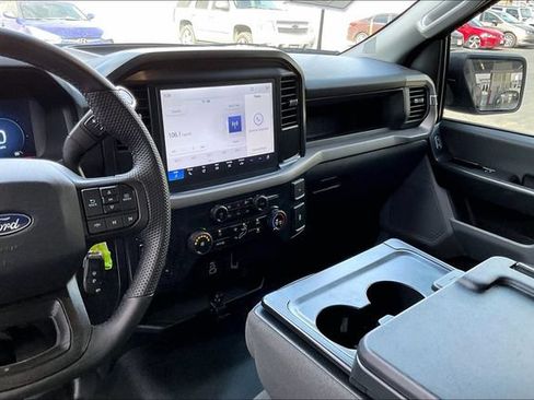 Used 2025 Ford F150 XL w/ Equipment Group 103A High AWD/4WD image 4