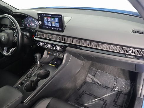 Used 2024 Honda Civic Sport Touring image 9