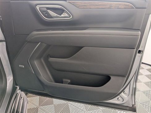 Used 2023 Chevrolet Tahoe Premier image 36