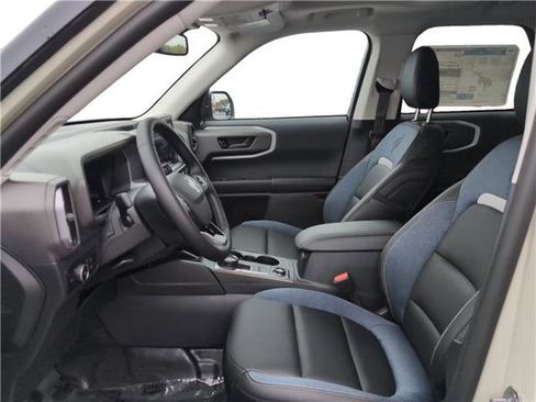 New 2025 Ford Bronco Sport Outer Banks w/ Sasquatch Outer Banks Package image 16