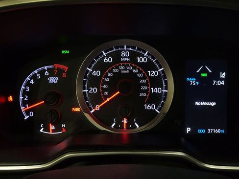 Used 2021 Toyota Corolla SE w/ SE Preferred Package FWD image 23