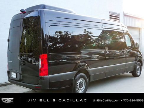 Used 2025 Mercedes-Benz Sprinter 2500 image 3