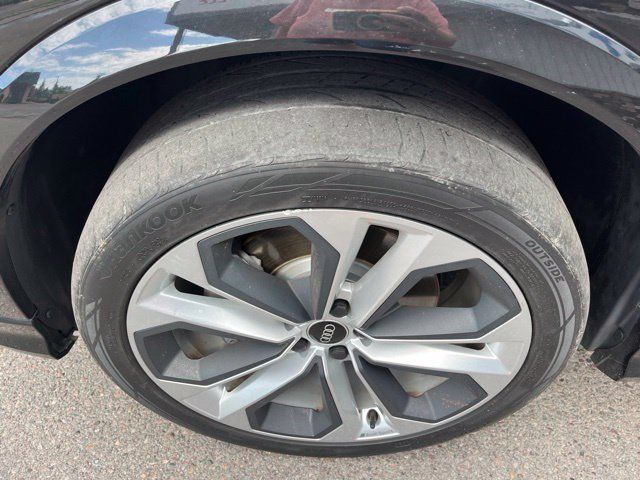 Used 2021 Audi Q3 2.0T Premium AWD/4WD image 18