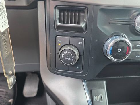 Used 2025 Ford F150 XLT w/ Equipment Group 301A Standard AWD/4WD image 20