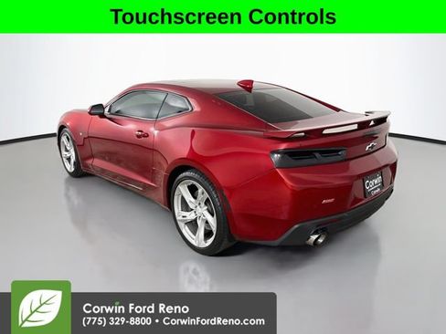 Used 2016 Chevrolet Camaro SS RWD image 5
