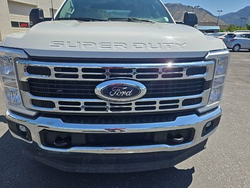 Used 2024 Ford F250 XLT AWD/4WD image 30